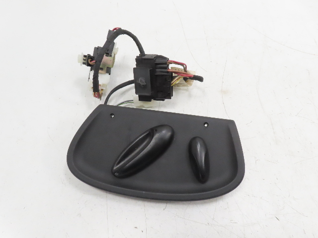 01 Porsche Boxster S 986 #1330 Switch, 2-Way Power Seat Adjustment, Right
