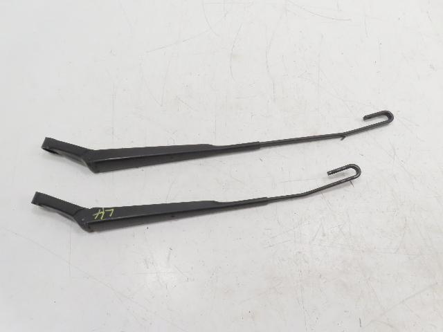 01 Porsche Boxster S 986 #1330 Wiper Arm Pair, Windshield