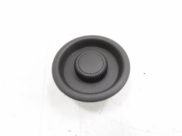 87 Porsche 928 S4 #1331 Trim, Interior Door Handle Lock Knob, Left 92853758502