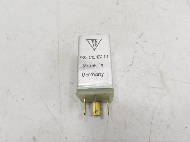 87 Porsche 928 S4 #1331 Relay, ABS Brake Anti-Lock System 92861512401