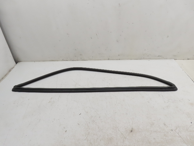 87 Porsche 928 S4 #1331 Seal, Rear Quarter Window Weatherstrip, Left