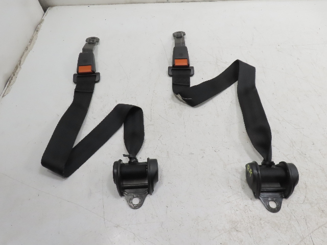 87 Porsche 928 S4 #1331 Seatbelt & Clip Set, Receiver Buckle, Rear