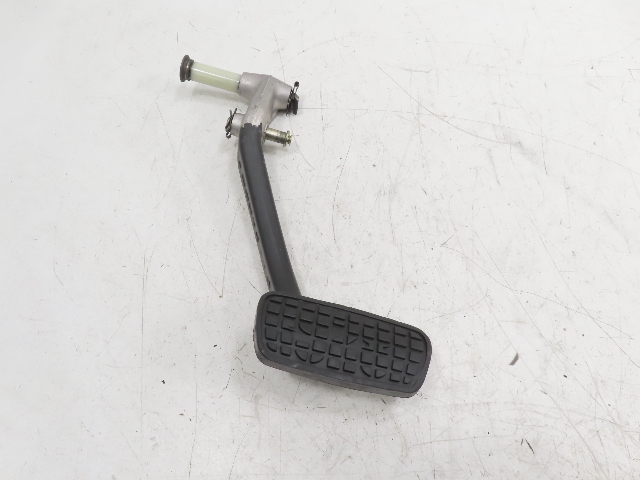 87 Porsche 928 S4 #1331 Pedal, Brake Automatic Transmission 9284235151R