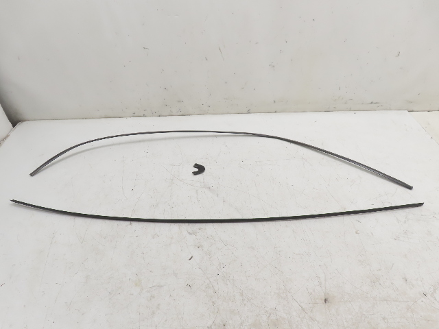 87 Porsche 928 S4 #1331 Trim, Rear Quarter Window Molding, Left Exterior
