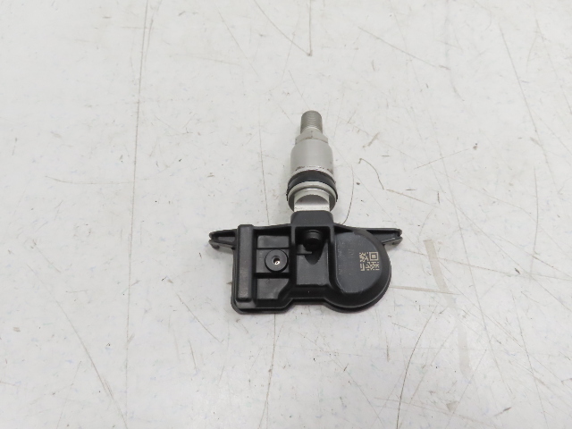 23 Toyota Corolla Cross #1332 Sensor TMPS Tire Pressure Monitoring PMV-E000