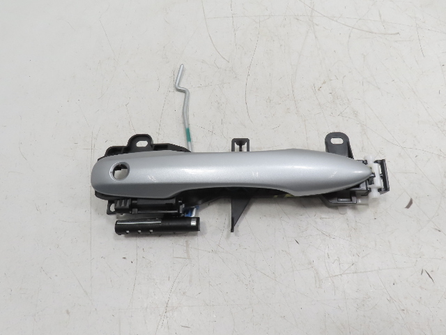 23 Toyota Corolla Cross #1332 Door Handle Assembly Exterior Front Left 