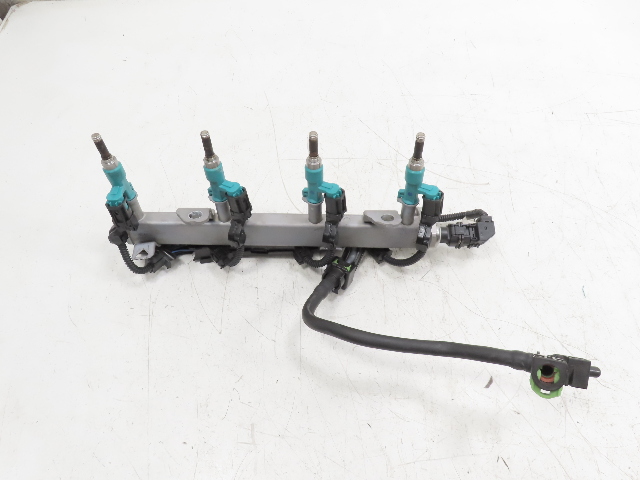 23 Toyota Corolla Cross #1332 Injectors & Rail Set w/ Wiring Fuel Gas 23250-F2020