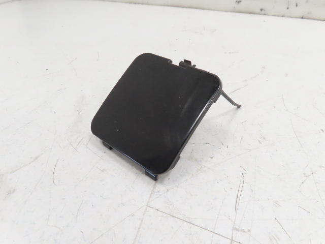 96 BMW Z3 E36 1.9L #1333 Trim, Rear Bumper Tow Hook Cover Cap 51118397170