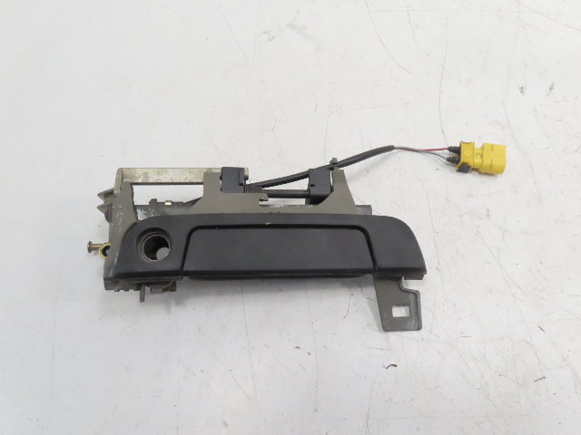 96 BMW Z3 E36 1.9L #1333 Door Handle, Exterior, Right