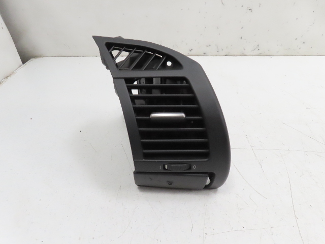 06 BMW Z4 E85 #1334 Vent & Cup Holder A/C Heater, Right Passenger OEM