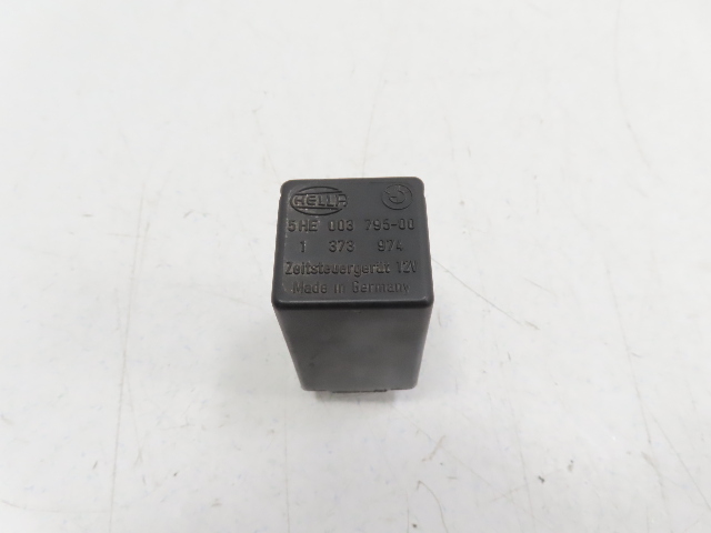 1988 BMW 325i E30 #1336 Relay, Central Locking Interior Lights Control Unit 61311373974