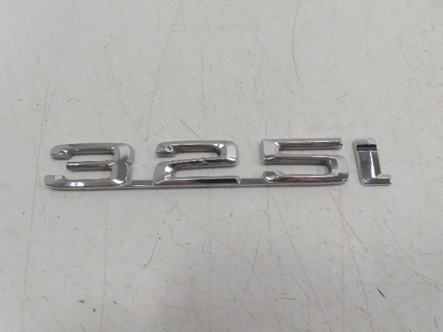 1988 BMW 325i E30 #1336 Emblem, "325i" Trunk OEM
