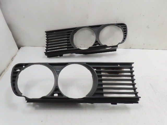 1988 BMW 325i E30 #1336 Grill Set Headlight Bezel Surround Gill Exterior LH & RH