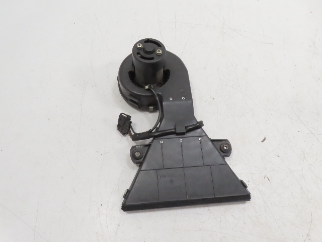 1988 BMW 325i E30 #1336 Fan & Motor Rear Window Defrost Blower 1376881 1376882