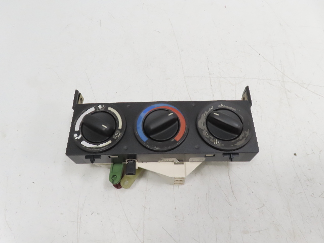 98 BMW Z3 E36 1.9L #1337 Climate Control, A/C Heater OEM 8397712