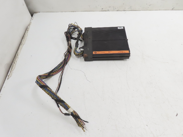 98 BMW Z3 E36 1.9L #1337 Amplifier, Subwoofer Harman Kardon & Wire 65128399683