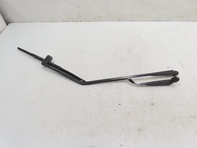 85 Porsche 928 S #1338 Windshield Wiper Arm, Rear Hatch 92862861005