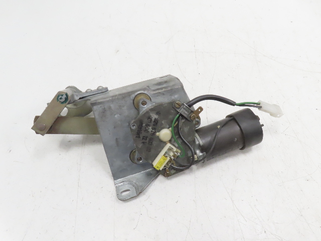 85 Porsche 928 S #1338 Windshield Wiper Motor, Rear Hatch 92862840302