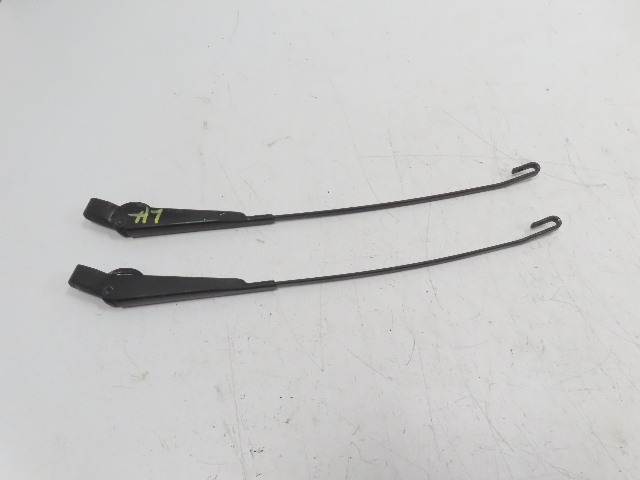 85 Porsche 928 S #1338 Windshield Wiper Arm Pair 92862821310