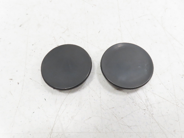85 Porsche 928 S #1338 Bumper Cap Locking Cover Plug Black Front 92850513102