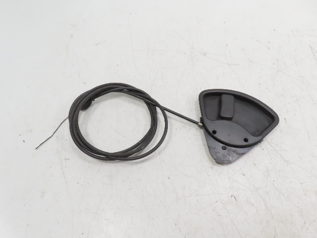 85 Porsche 928 S #1338 Trim, Hood Release Handle & Cable 92851117502