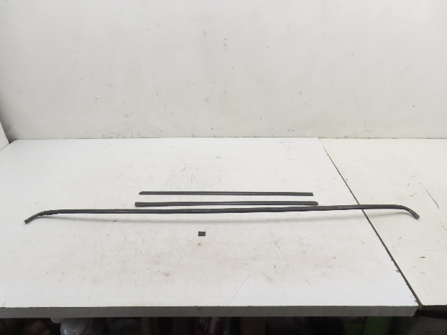 85 Porsche 928 S #1338 Trim Set, Front Windshield Molding