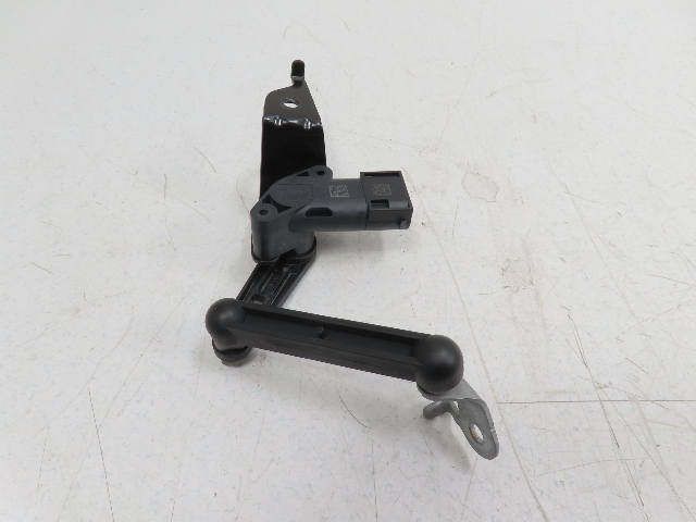 21 BMW F44 228 xi #1339 Sensor, Leveling Ride Height Headlight Level OEM 37146895466