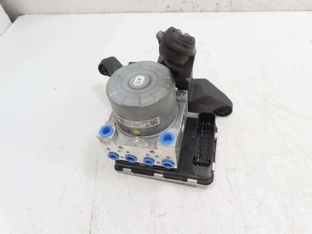 21 BMW F44 228 xi #1339 ABS Pump, Anti-Lock Brake Control Assembly OEM