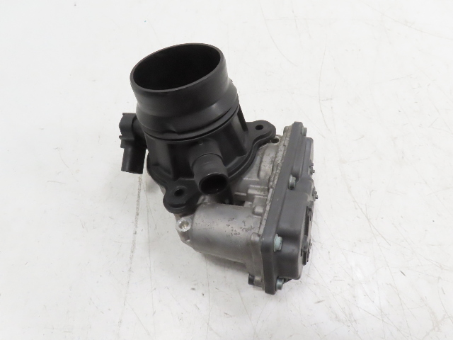 21 BMW F44 228 xi #1339 Throttle Body, Electronic Intake Assembly 13547619008