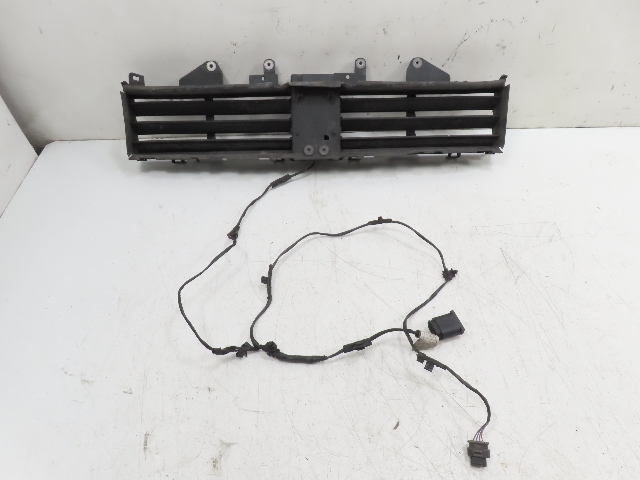 21 BMW F44 228 xi #1339 Air Shutter Radiator Assembly W/ Control unit 51138499622