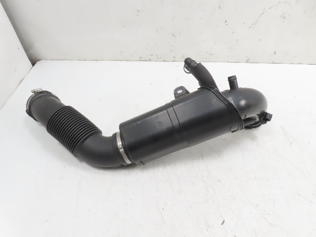 21 BMW F44 228 xi #1339 Air Intake, Intercooler Charge Duct Pipe 13717619268