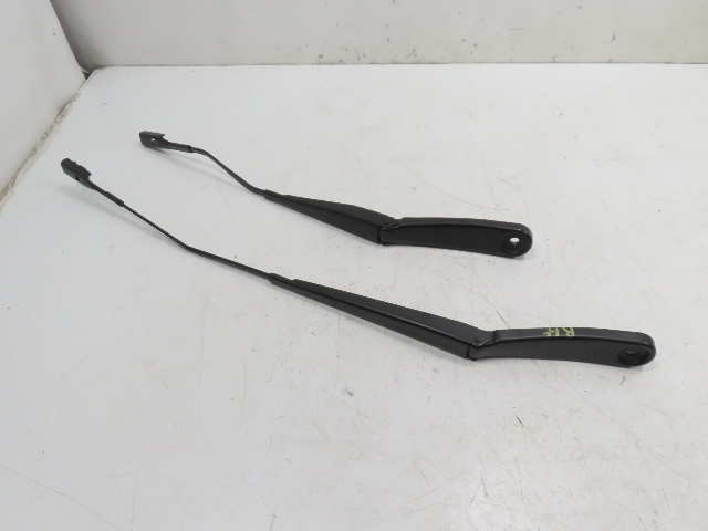 BMW X1 F48 Xdrive 28i Windshield Wiper Arm, Front Glass LH & RH 61617360515 
