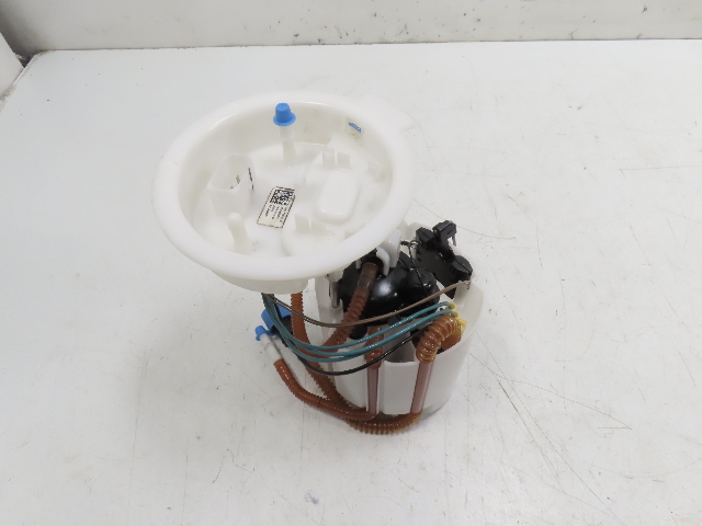 BMW X1 F48 Xdrive 28i Fuel Gas Pump Inside Tank w/ Level Sensor OEM 16117300463