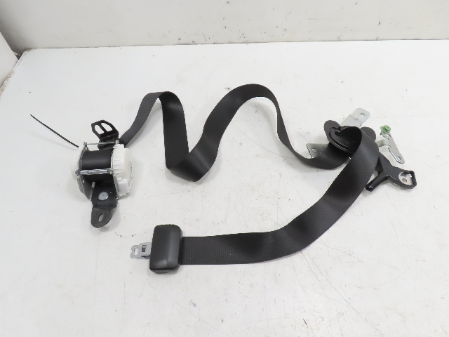 BMW X1 F48 Xdrive 28i Seatbelt, Rear Center Black