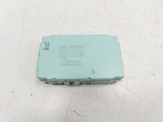 Lexus SC400 SC300 Module, Integrated Fuse Box Control Relay 82641-24050