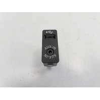 12 BMW 650i F12 Convertible #1306 Socket Aux-in USB Power Audio Connect OEM 84109237654