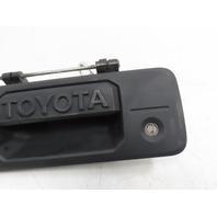 15 Toyota Tundra Crewmax #1318 tailgate handle assembly rear outer bed oem