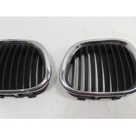 97 BMW Z3 E36 1.9L #1335 Grill Pair, Hood Kidney 51138397503 51138397504