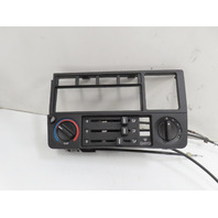 1988 BMW 325i E30 #1336 Climate Control, A/C Heater Lever Knob Cable Trim