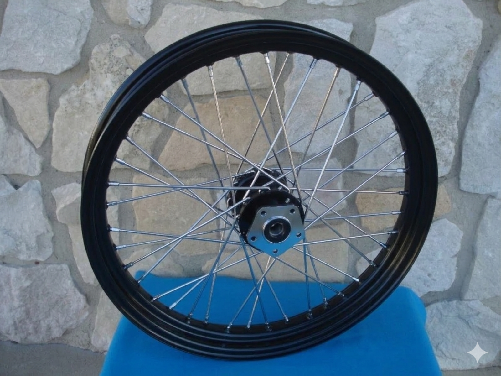 21X2.15" 40 SPOKE BLACK FRONT WHEEL FOR HARLEY FL SHOVELHEAD 1973-83