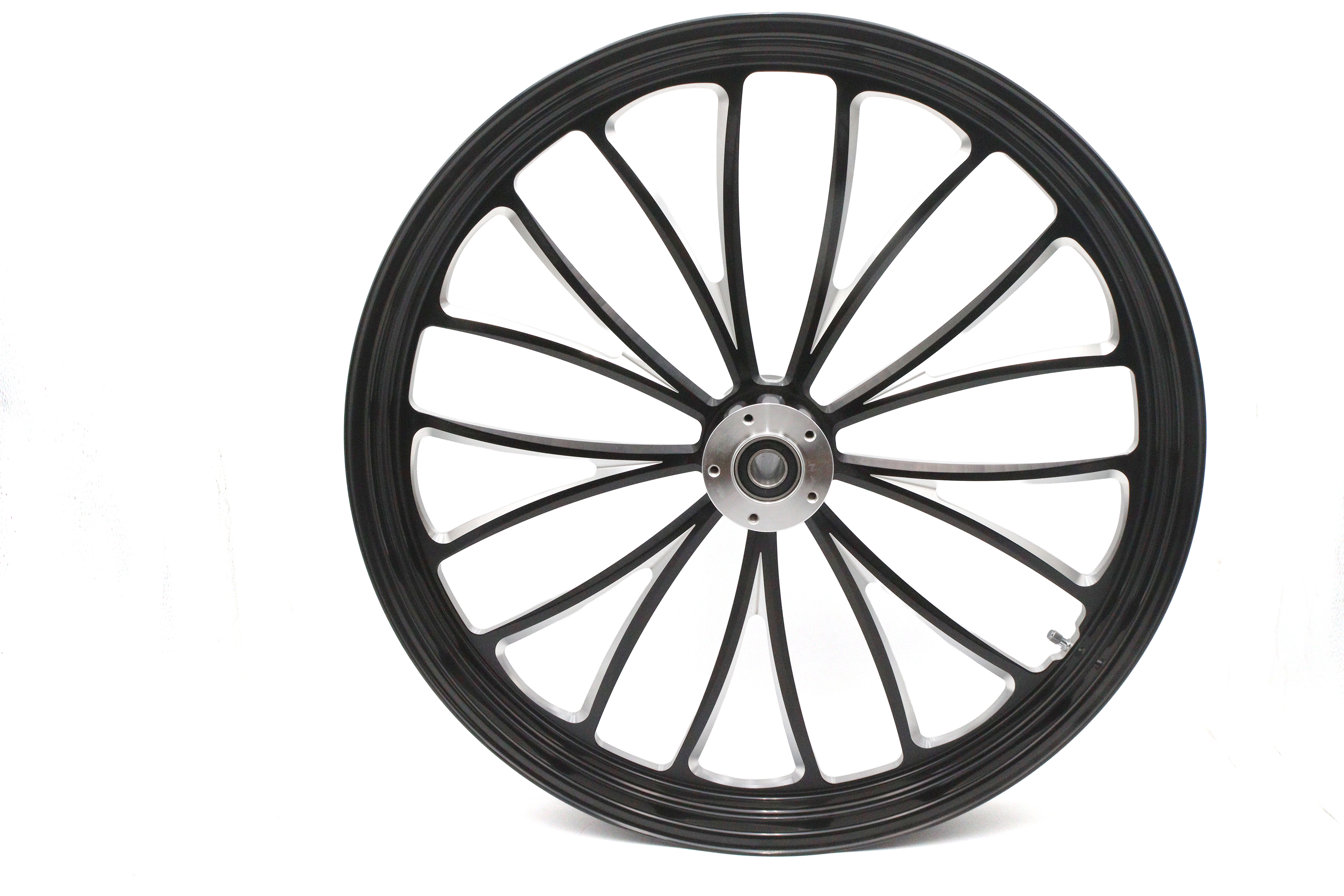 37-661 BLACK MANHATTAN ALUM 26" CUSTOM FRONT MAG WHEEL HARLEY TOURING 2000-07