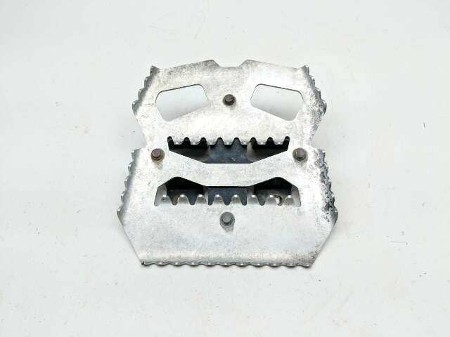 12 Can Am Outlander 800R X-MR Floorboard Foot Rest Mount Bracket
