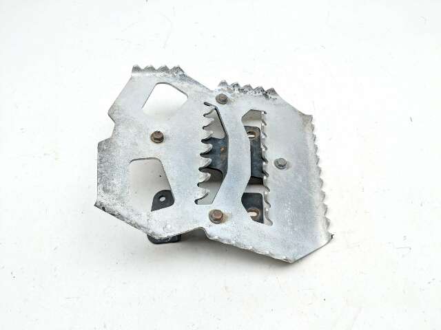 12 Can Am Outlander 800R X-MR Floorboard Foot Rest Mount Bracket