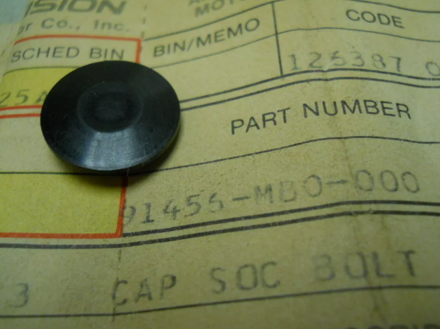 1982-1985 Honda VF700S VF750S VF1100S NOS Genuine Socket Bolt Cap
