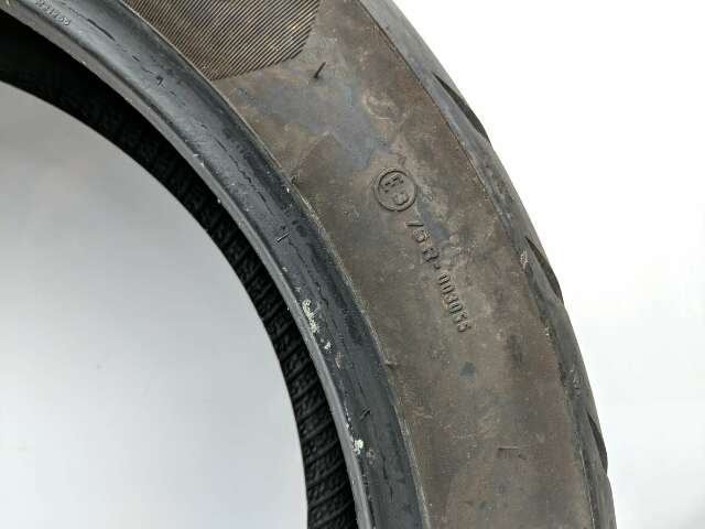 18 Triumph Street Cup Rear Wheel Tire Metzeler Roadtec 150/70-17