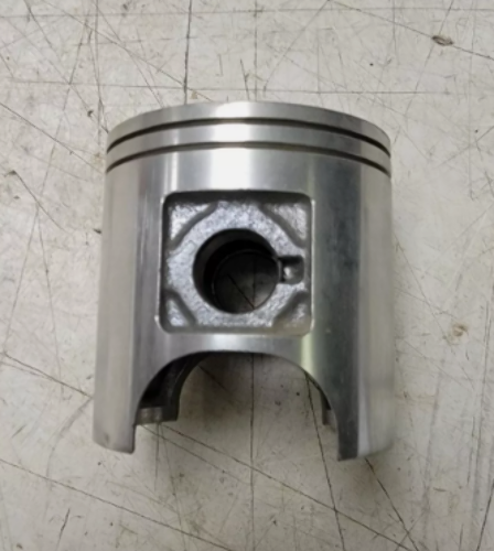 1995-2000 Polaris XLT Triumph 600 Snowmobile New OEM Piston 3085873