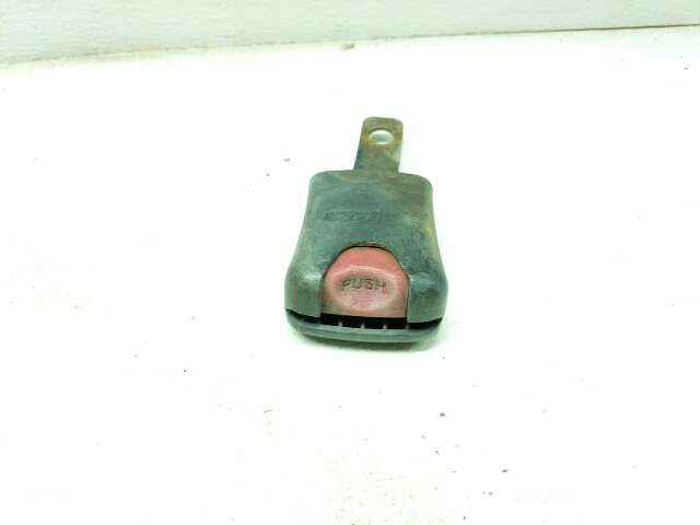 18 Club Car Carryall 1500 Seat Safety Seatbelt Buckle B