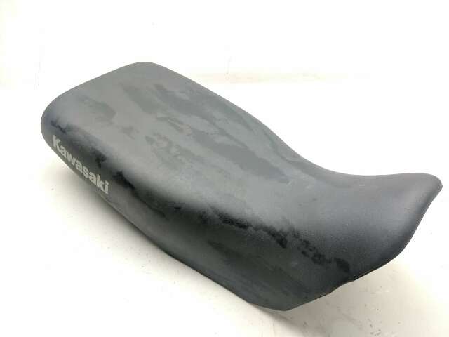 23 Kawasaki  KLR650 Front Driver Seat 53066-0703