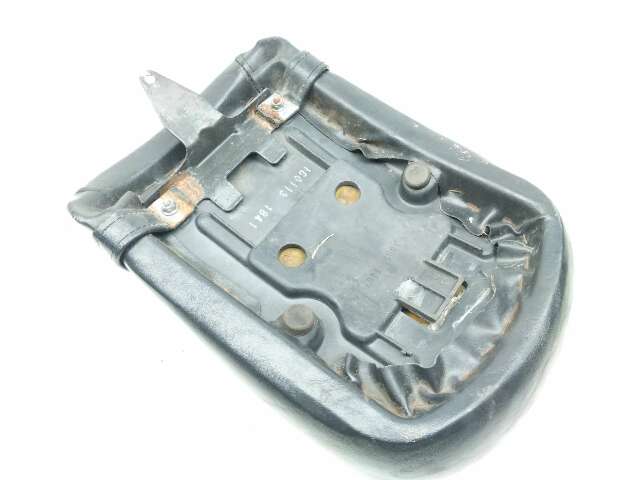 03 Kawasaki Vulcan 1500 Classic VN1500 Rear Passenger Seat