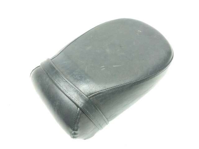 03 Kawasaki Vulcan 1500 Classic VN1500 Rear Passenger Seat
